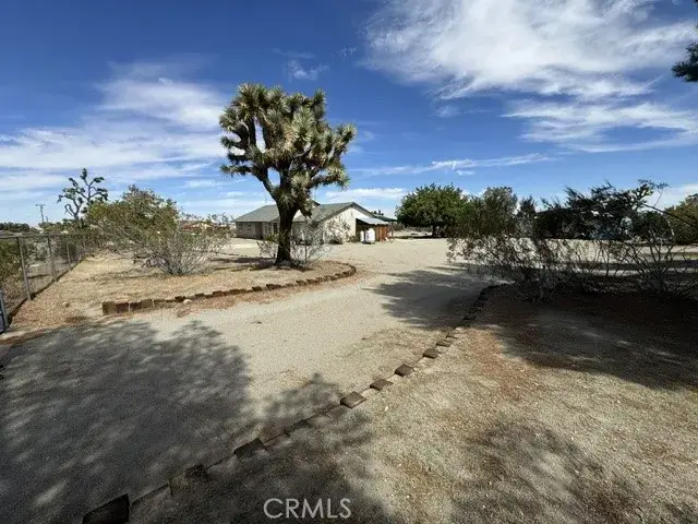 12285 Riggins Road, Phelan, CA 92371 - #3