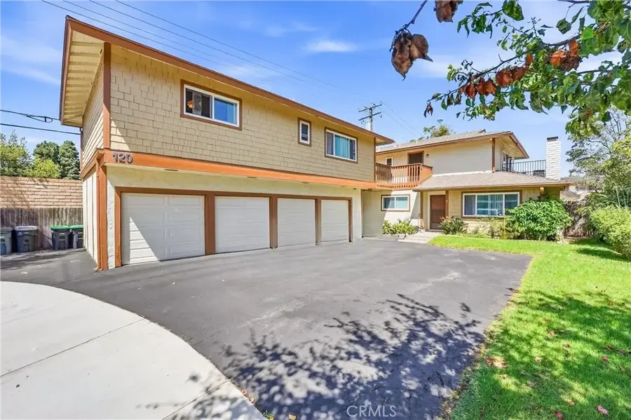120 Lisa Lane, Costa Mesa, CA 92627 - #3