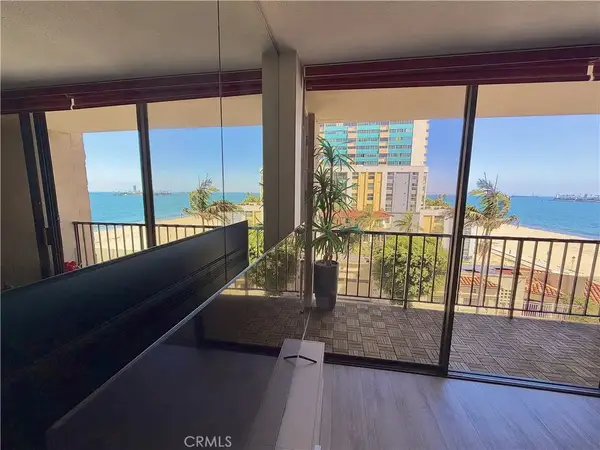 1750 E Ocean #404, Long Beach, CA 90802