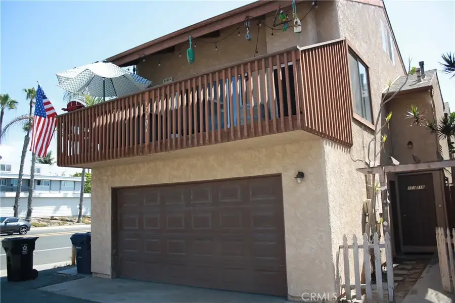 17101 4th, Sunset Beach, CA 90742 - #3