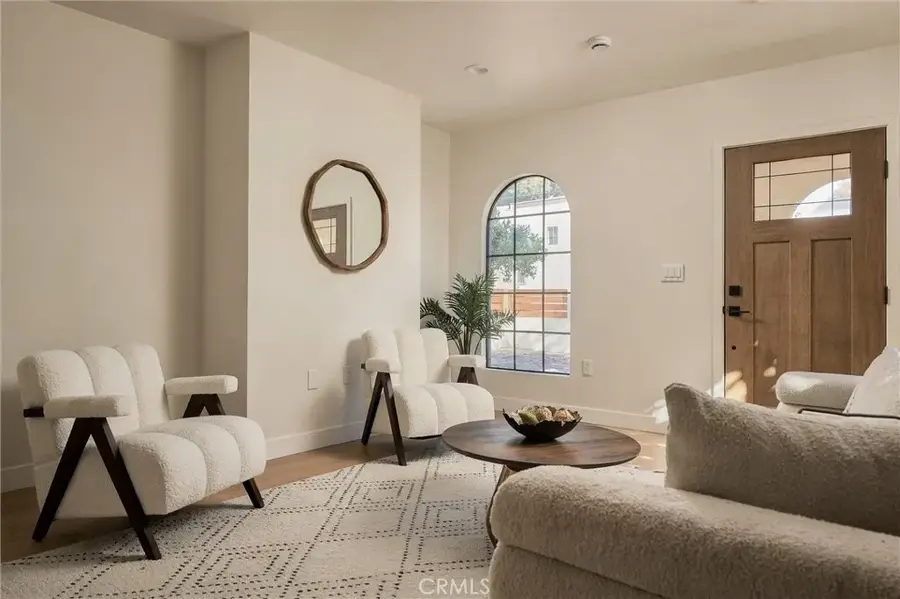 341 Douglas Street, Los Angeles, CA 90026 - #3