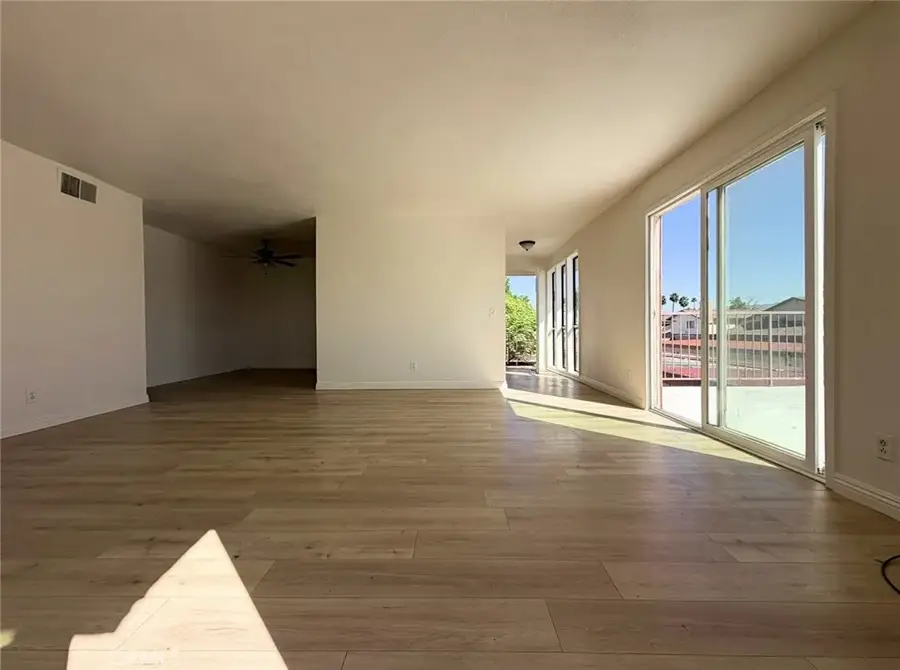 2493 W Acacia Avenue, Hemet, CA 92545 - #3