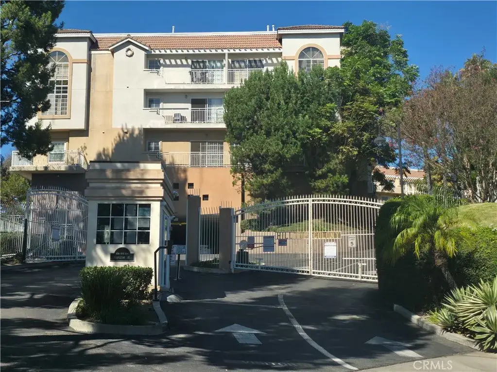 4760 Templeton #3204, Los Angeles, CA 90032 - #1