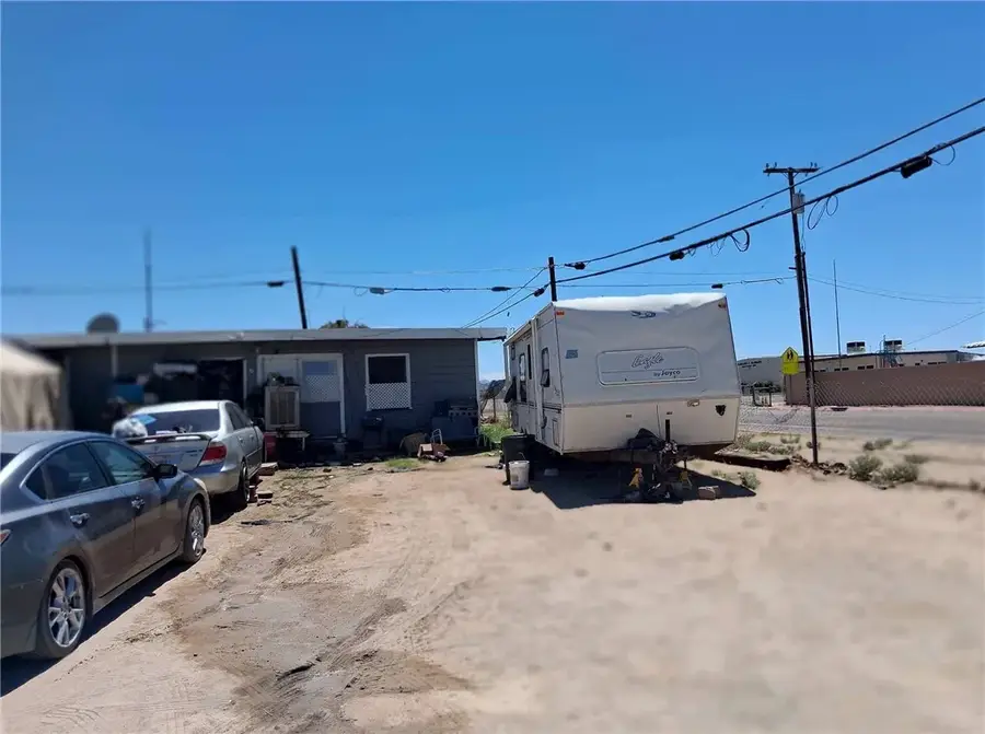 25349 Anderson Ave, Barstow, CA 92311 - #3