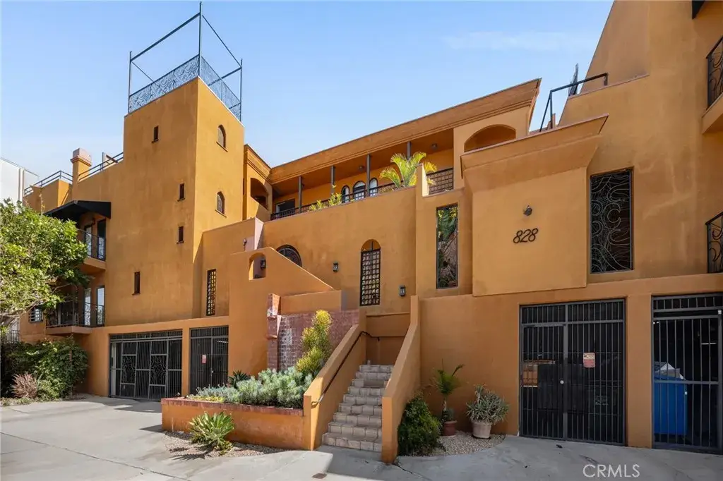 828 N Hudson, Los Angeles, CA 90038 - #1