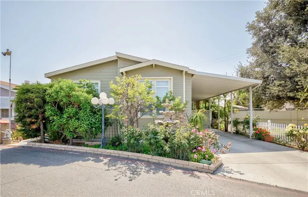 15 Pine Via, Anaheim, CA 92801 - #1