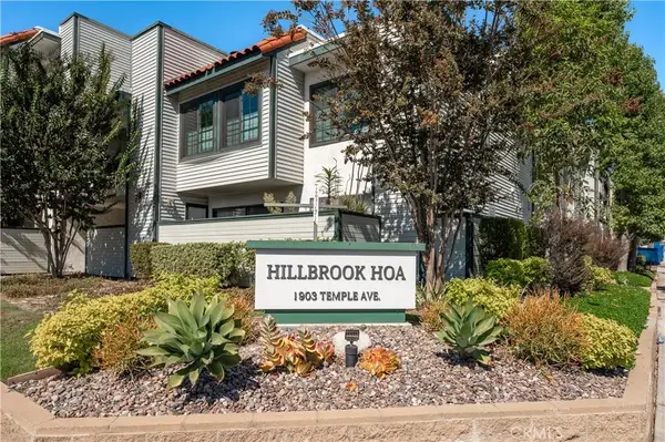 1903 Temple Avenue #210, Signal Hill, CA 90755