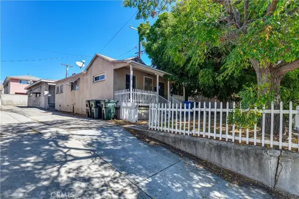 12513 Broadway, Whittier, CA 90601