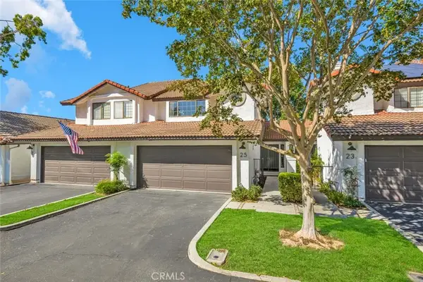 25 Clover Hill Lane #106, Laguna Hills, CA 92653