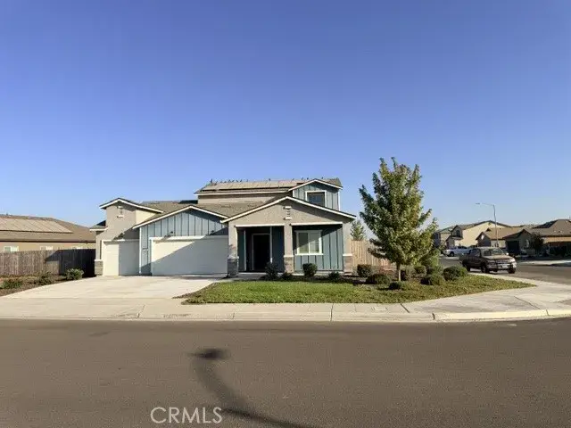 1332 W Randy Ave, Fowler, CA 93625 - #1