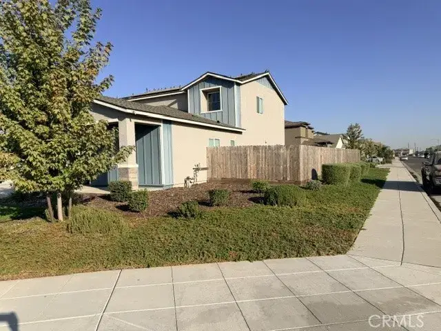 1332 W Randy Ave, Fowler, CA 93625 - #2