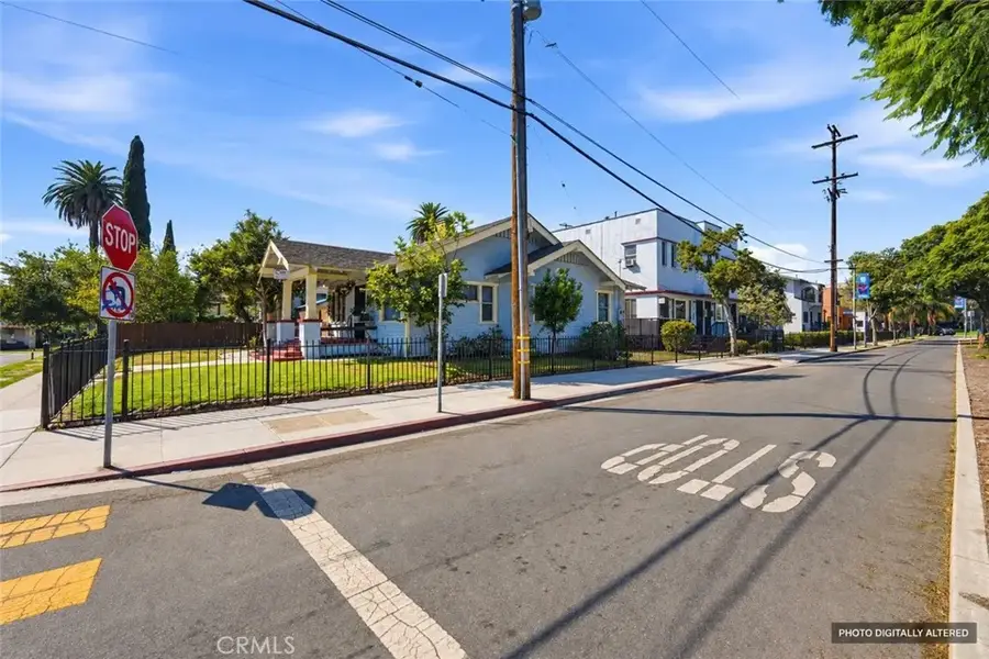 310 W 14th Street, Long Beach, CA 90813 - #3