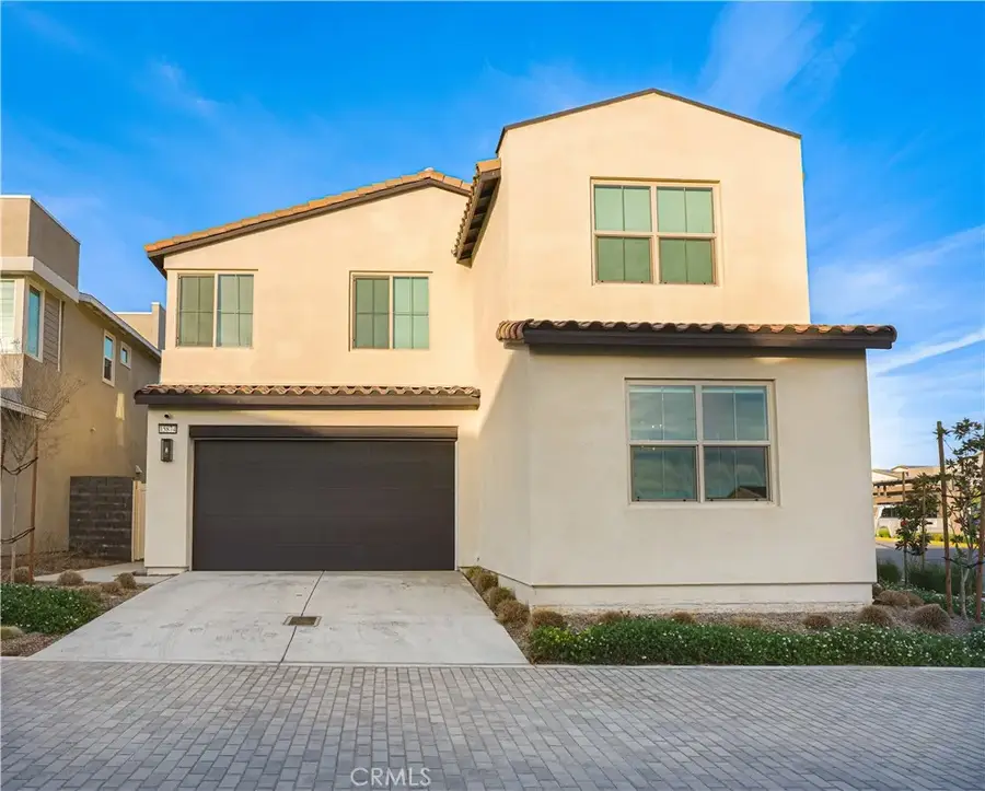 15874 Caterpillar, Fontana, CA 92336 - #2