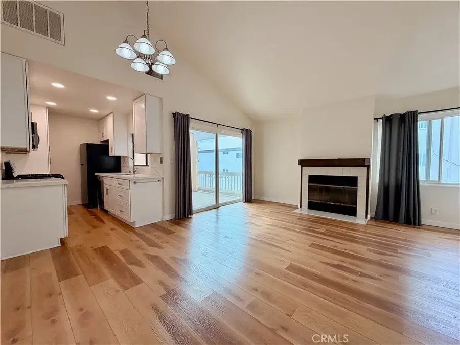 2027 Artesia Boulevard #D, Torrance, CA 90504 - #3