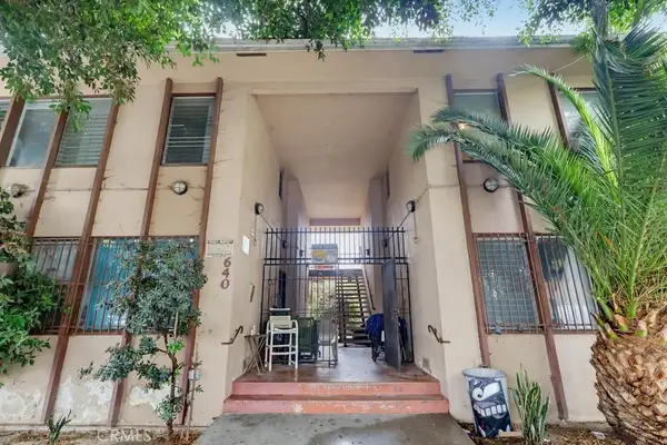640 Elm Ave. #11, Long Beach, CA 90802