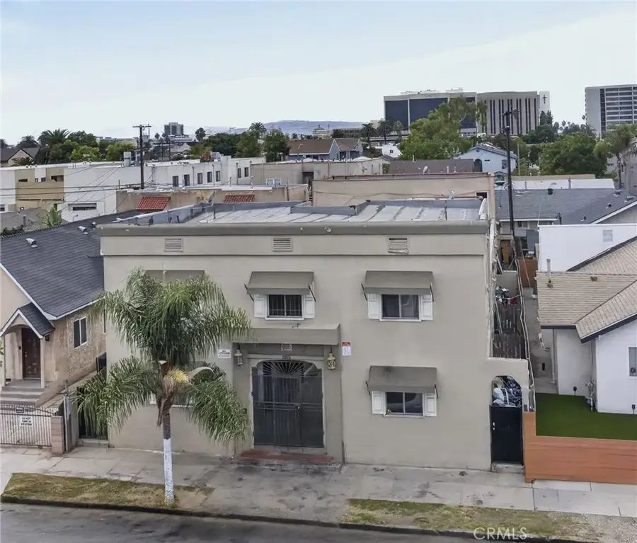 1085 Lewis, Long Beach, CA 90813 - #2