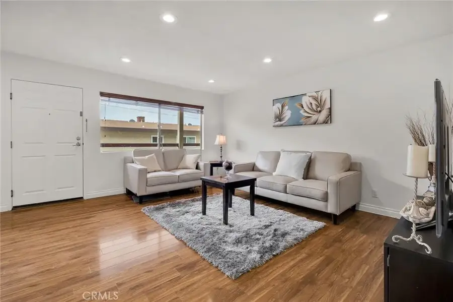 610 E Harvard Road #2, Burbank, CA 91501 - #2