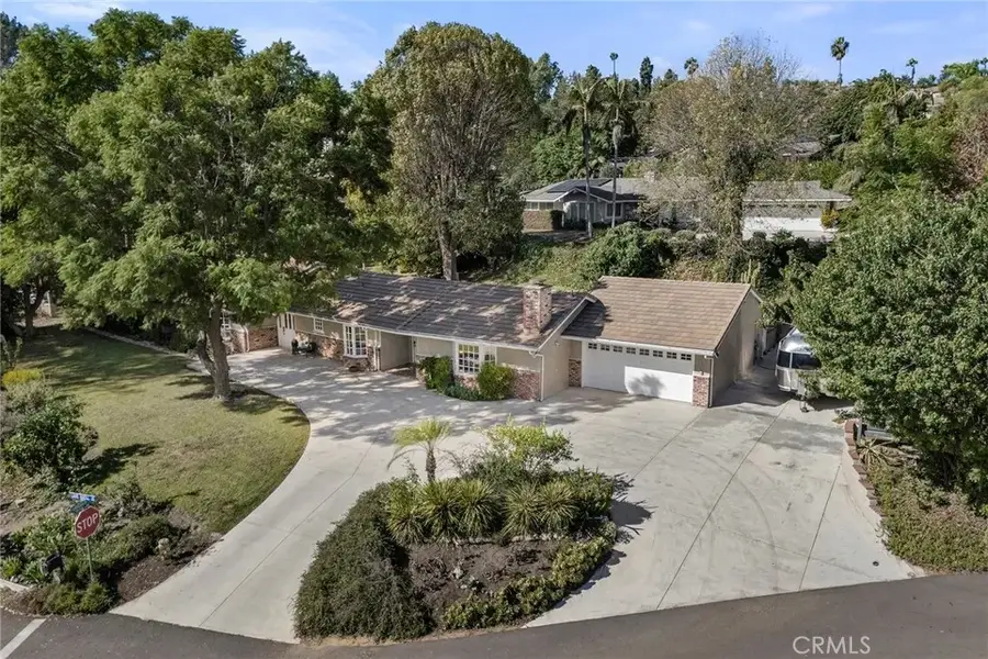 3201 Lakeknoll Drive, Fullerton, CA 92835 - #2