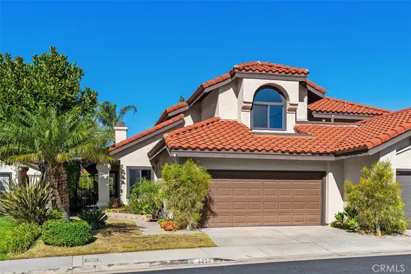 6250 E Quartz Lane, Anaheim, CA 92807