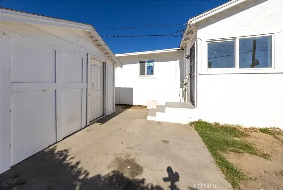 3747 Mintern St, Jurupa Valley, CA 92509 - #3