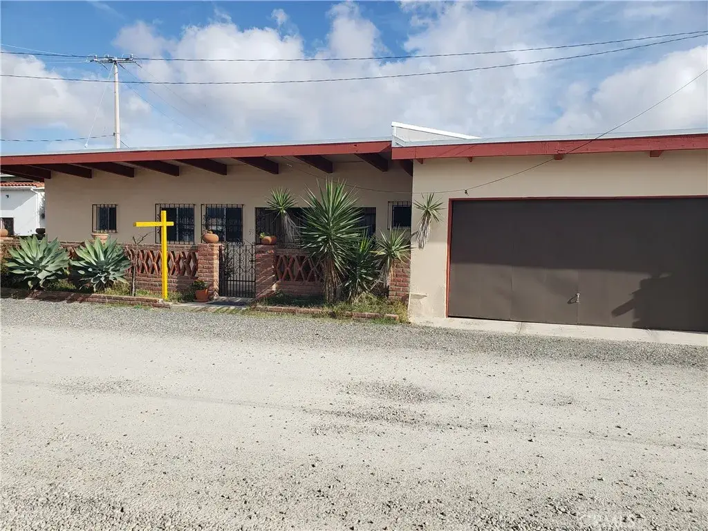 1 Lorenzo, Outside Area (outside U.s.) Foreign Country, OS 22765 - Image #1