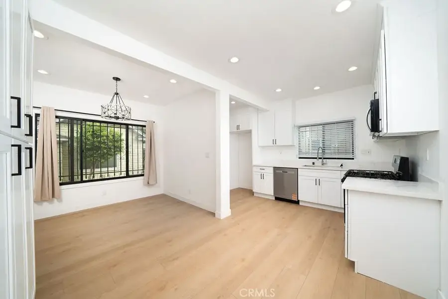 1044 Cedar Avenue, Long Beach, CA 90813 - Image #3