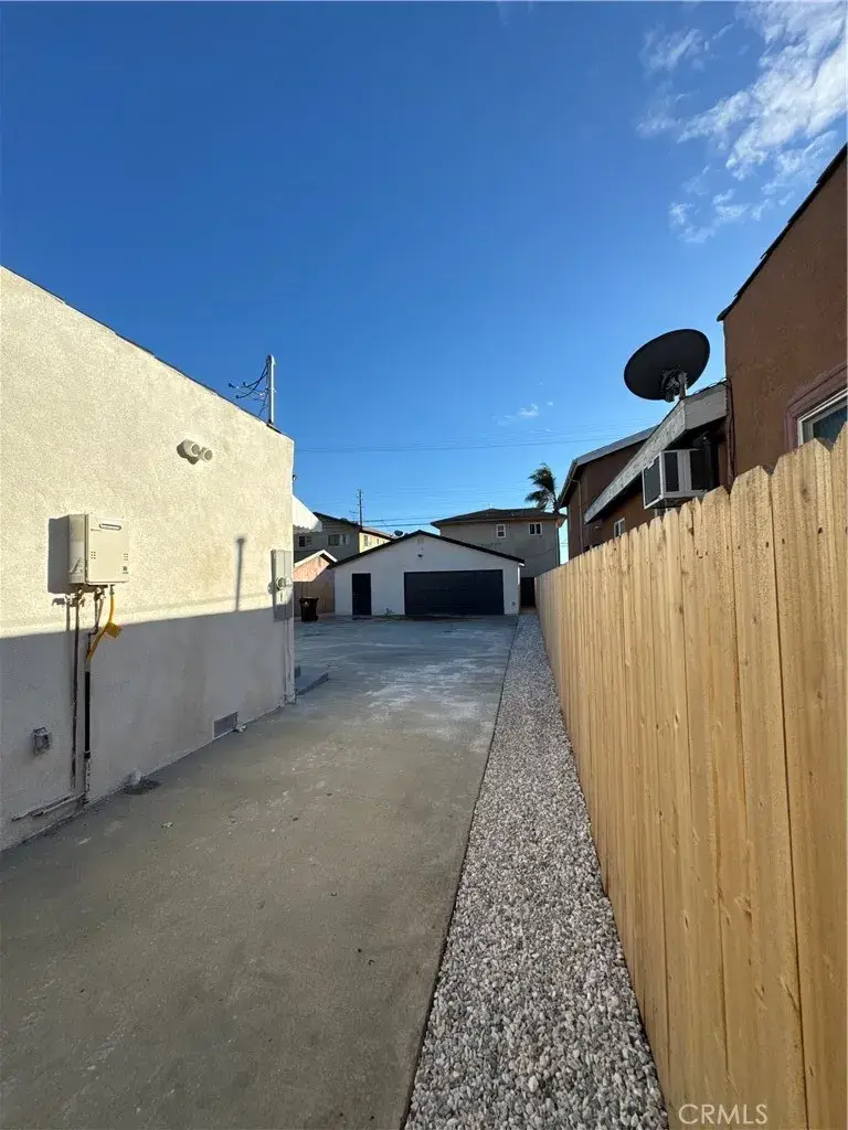 622 W 99th, Los Angeles, CA 90044 - Image #3