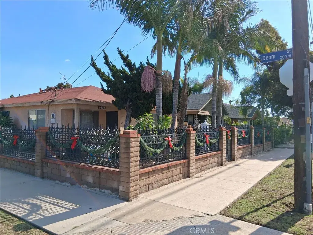 1056 N Fries, Wilmington, CA 90744 - Image #1