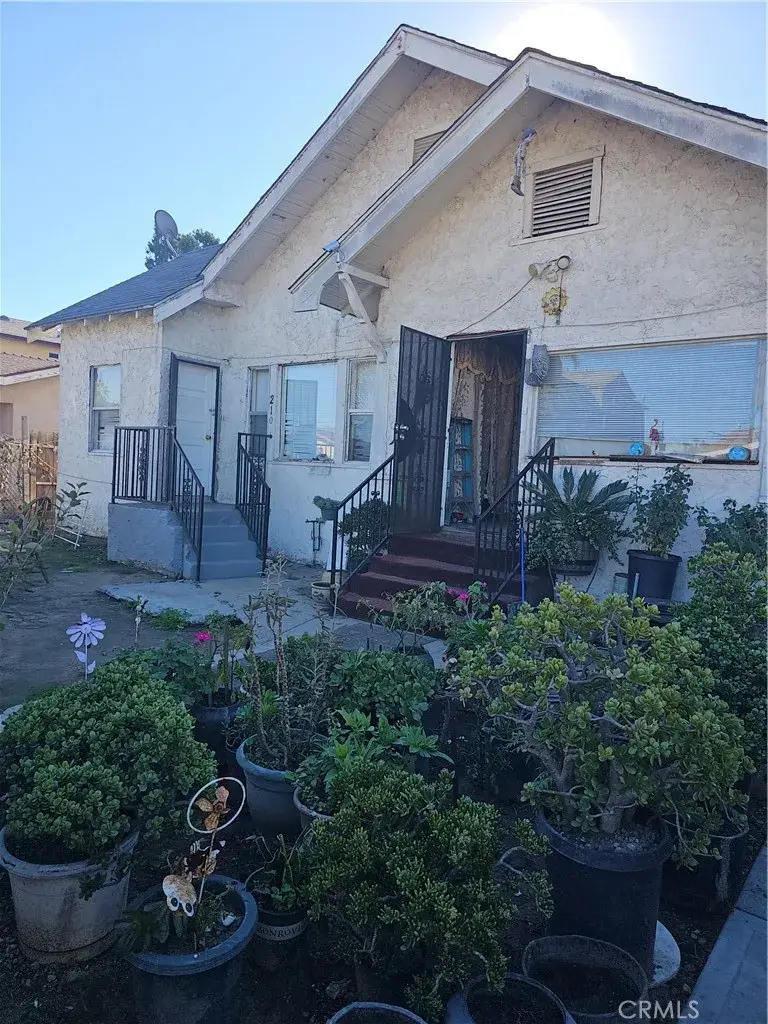 210 85th Place, Los Angeles, CA 90003 - Image #2