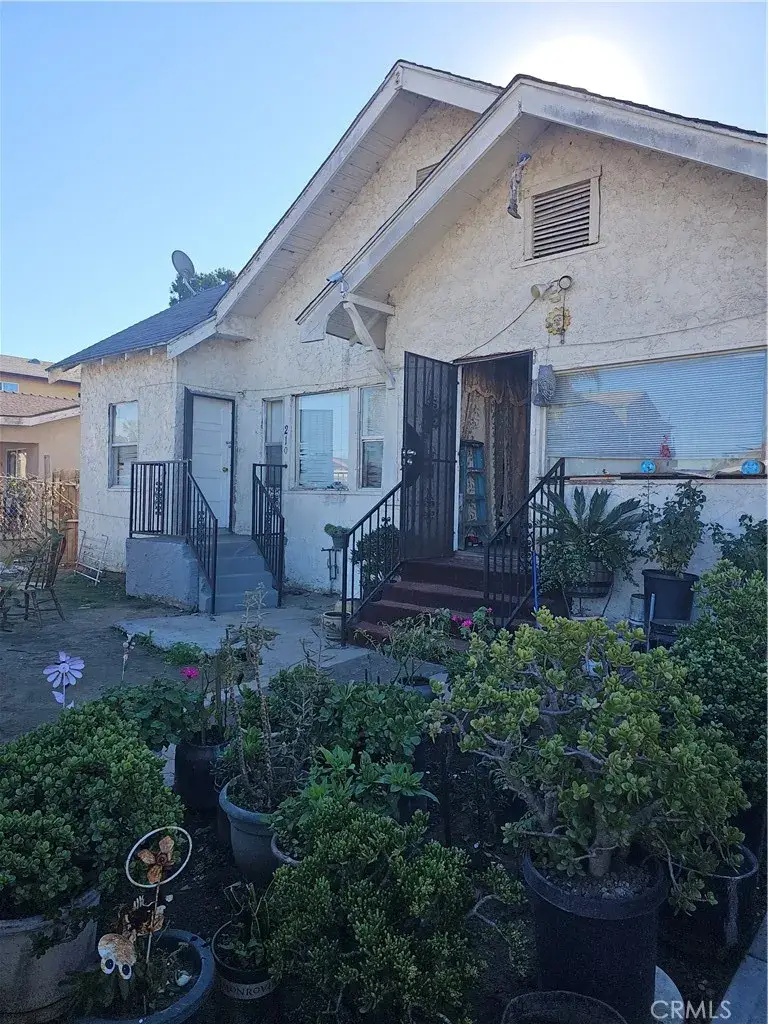 210 85th Place, Los Angeles, CA 90003 - Image #3
