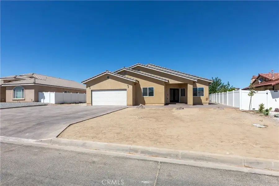 26826 Silver Lakes Parkway, Helendale, CA 92342 - Image #2