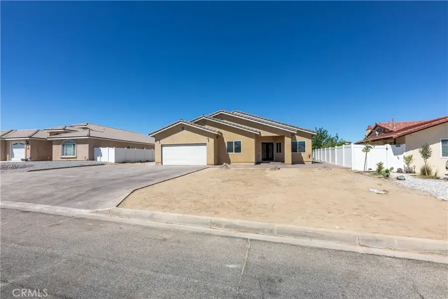 26826 Silver Lakes Parkway, Helendale, CA 92342 - Image #3