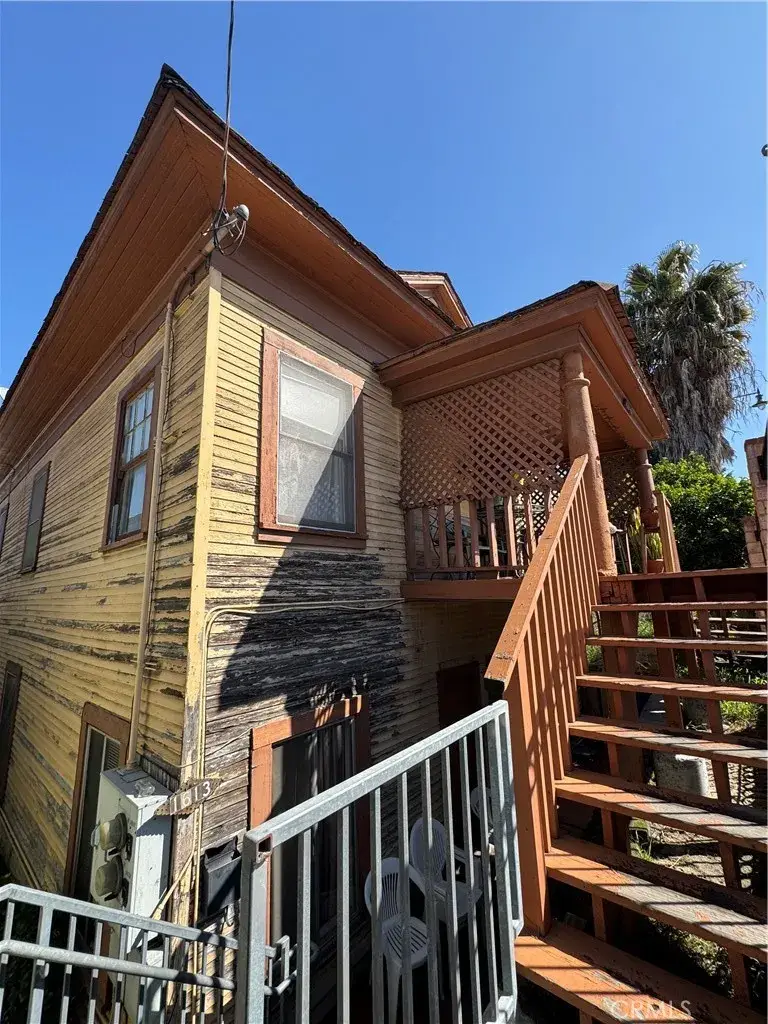 1613 E 1st, Los Angeles, CA 90033 - #3