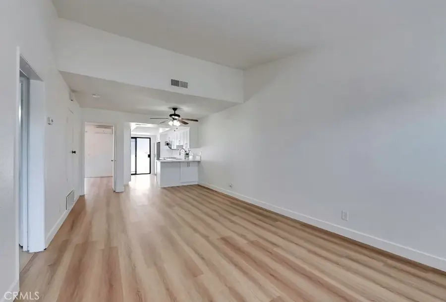 10425 Hayford Street #B, Bellflower, CA 90706 - #3