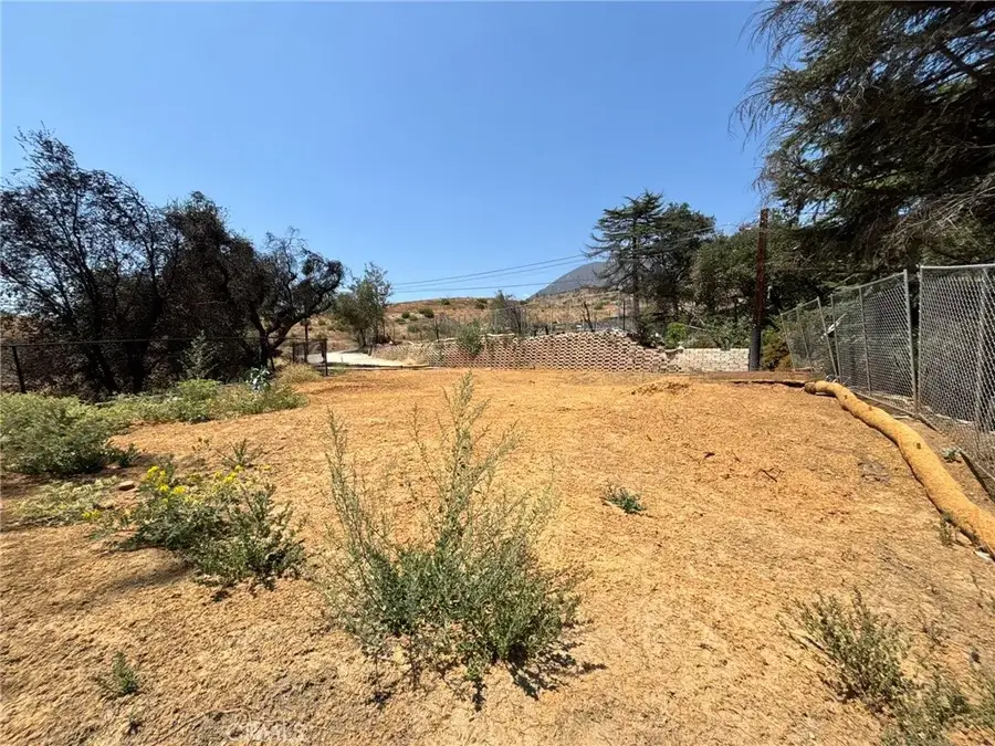 3696 Chaney, Altadena, CA 91001 - #3