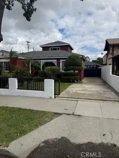 1866 San Francisco, Long Beach, CA 90806