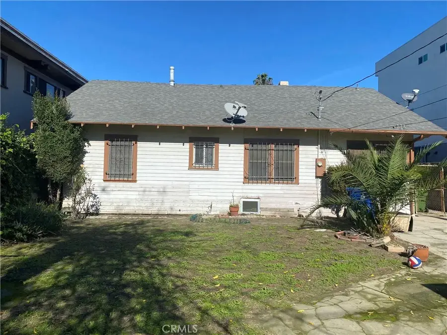 872 W 47th, Los Angeles, CA 90037 - #2