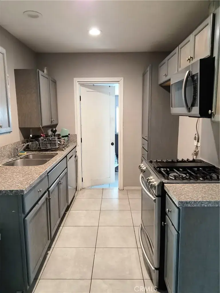 14502 S Keene Avenue, Compton, CA 90220 - #3