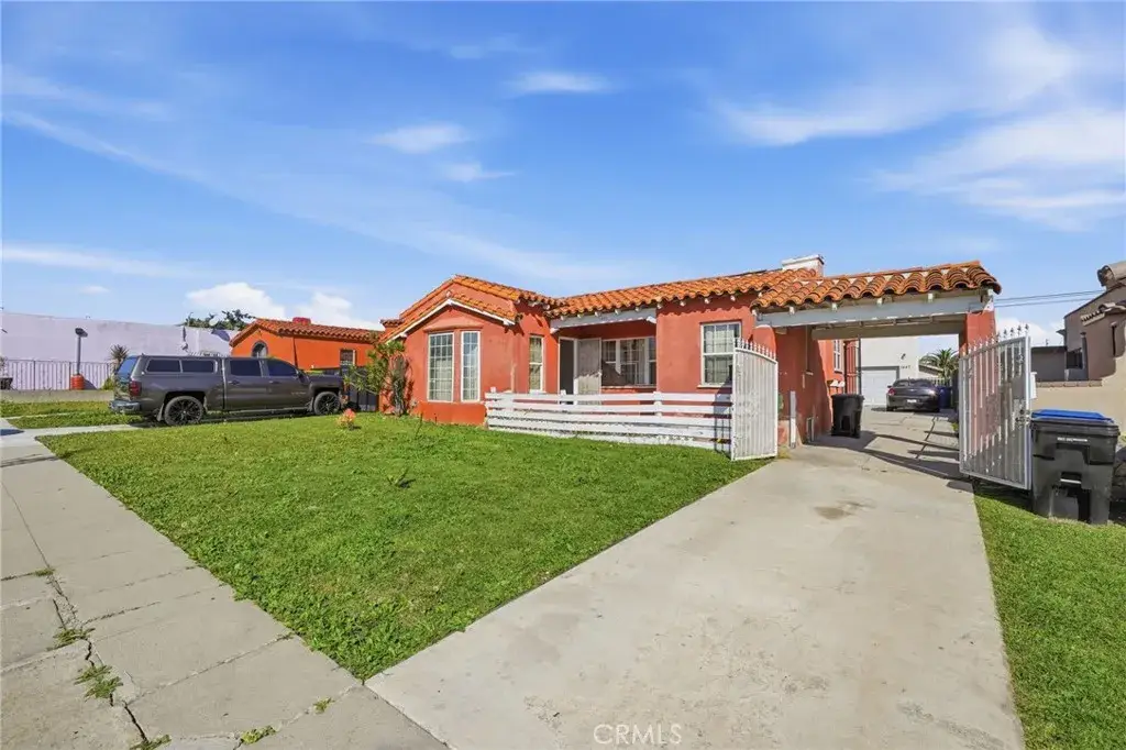 1449 W 83rd, Los Angeles, CA 90047 - #1