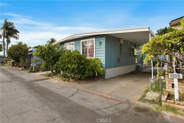 103 Delft Ave, Santa Ana, CA 92703