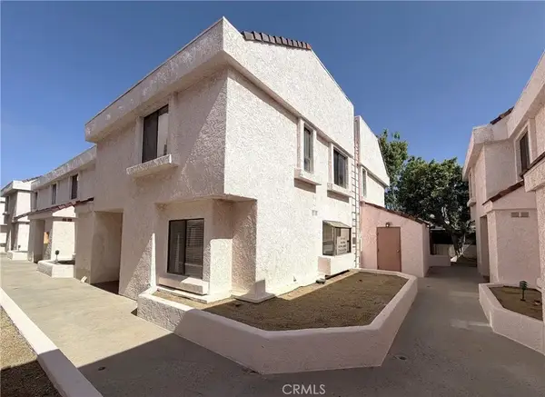 9906 Owensmouth #12, Chatsworth, CA 91311