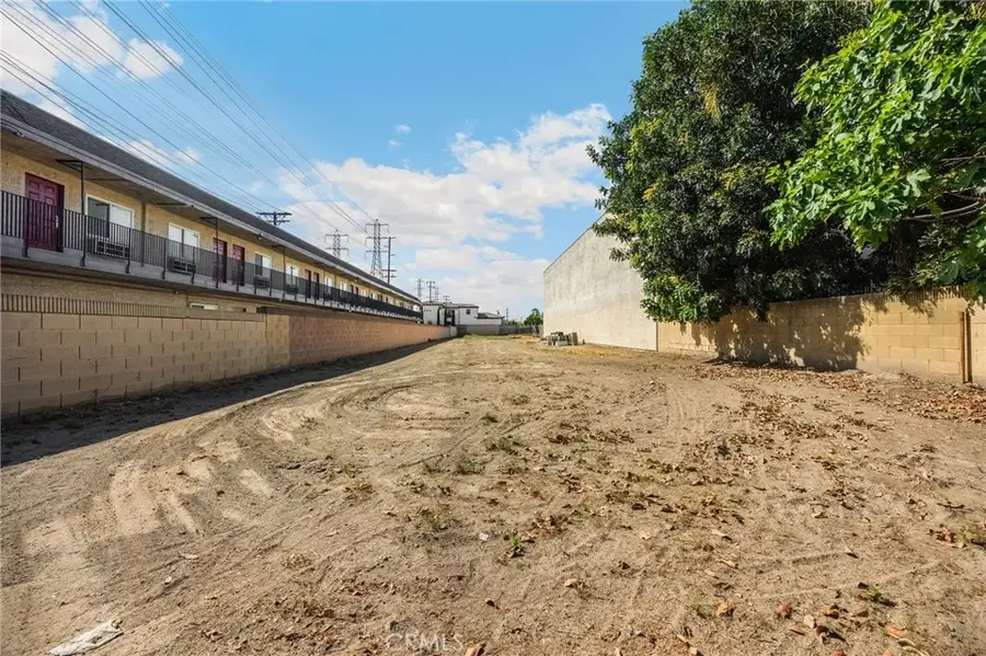 8826 Artesia, Bellflower, CA 90706 - #3