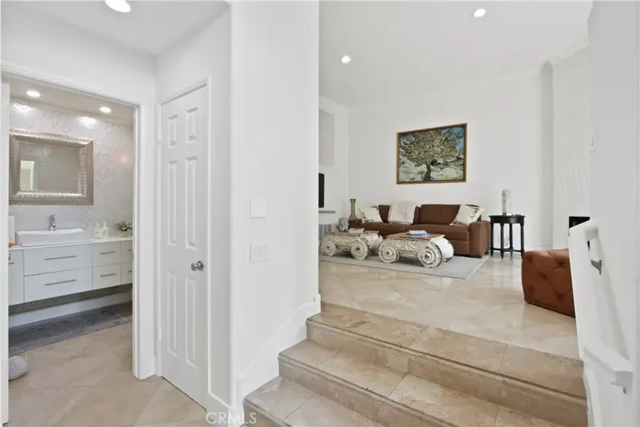 19355 Maidstone, Huntington Beach, CA 92648 - #3