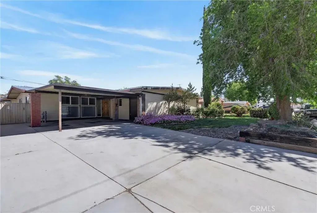 1039 W Avenue J6, Lancaster, CA 93534 - #1
