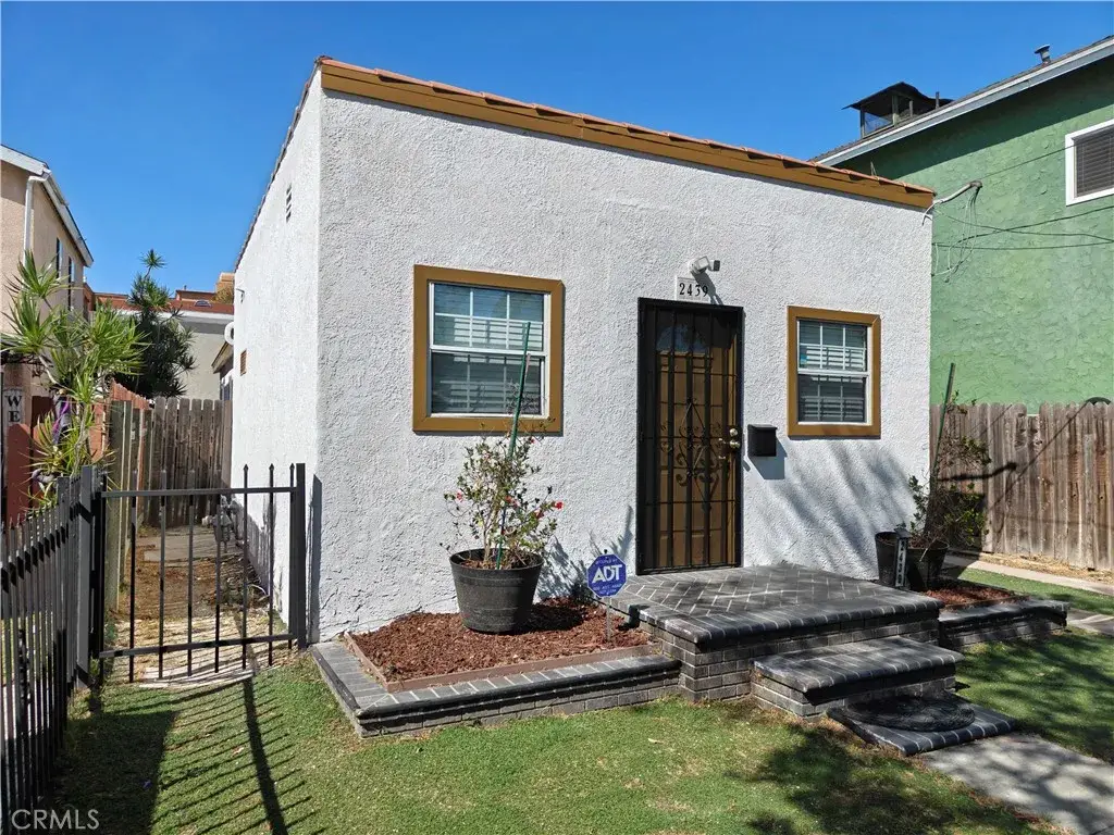 2439 E 15th, Long Beach, CA 90804 - #1