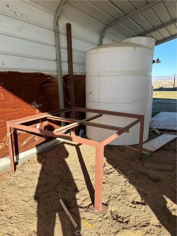 53 Avenue C-10, Lancaster, CA 93536