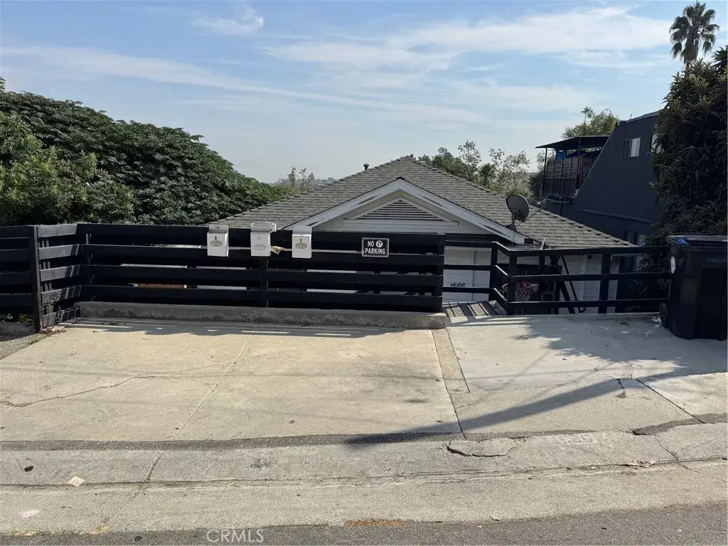 1566 Rollins, Los Angeles, CA 90063 - #1