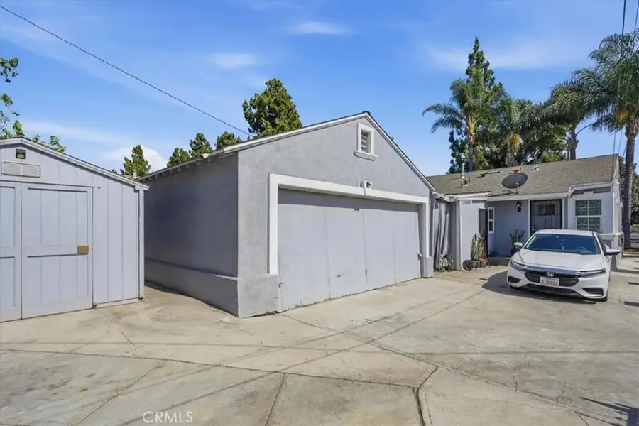 1055 W Pine, Santa Ana, CA 92703 - #2