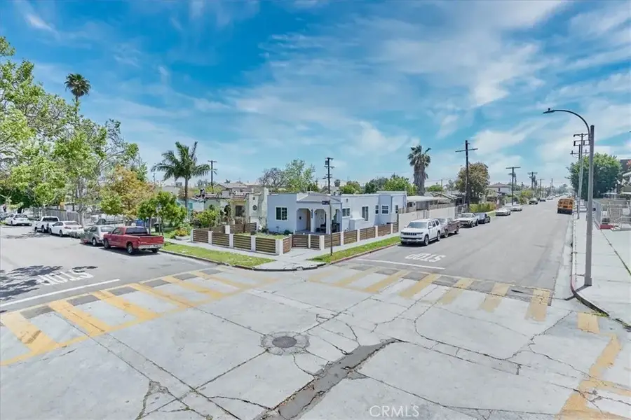 402 E 93rd Street East, Los Angeles, CA 90003 - #2