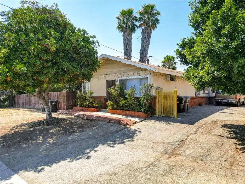 1106 E 7th, Corona, CA 92879 - #1